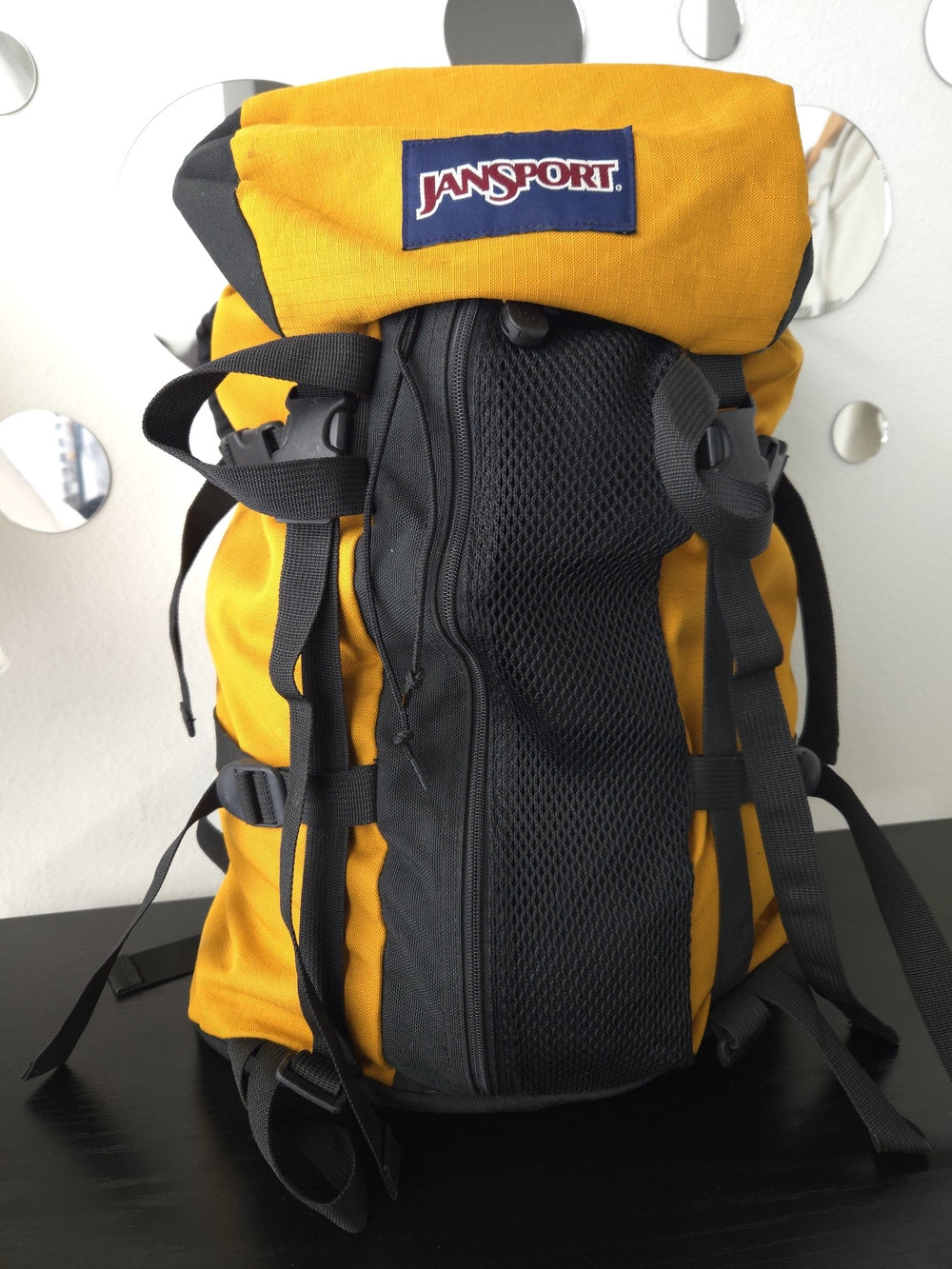 JanSport Vintage 43632 Hiking Backpack Yellow Black Technical Rucksack Y2K 90s